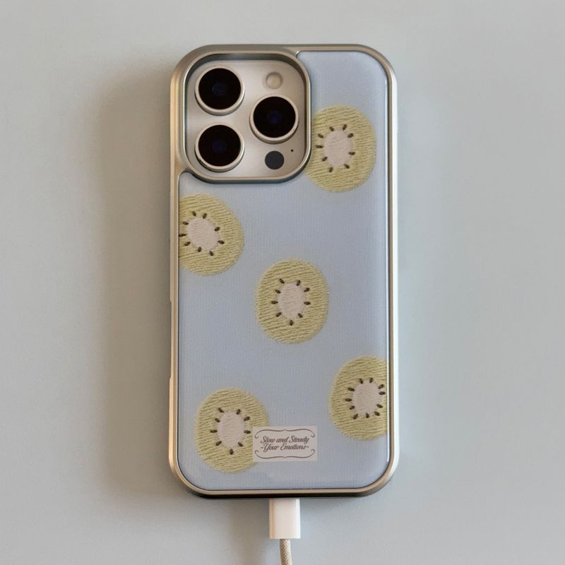 Kiwi case