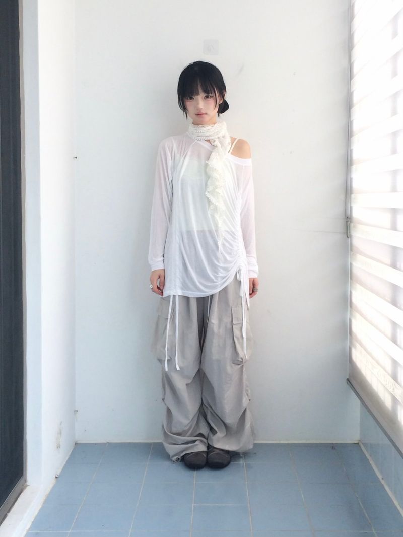 soft lace sleeveless shirt