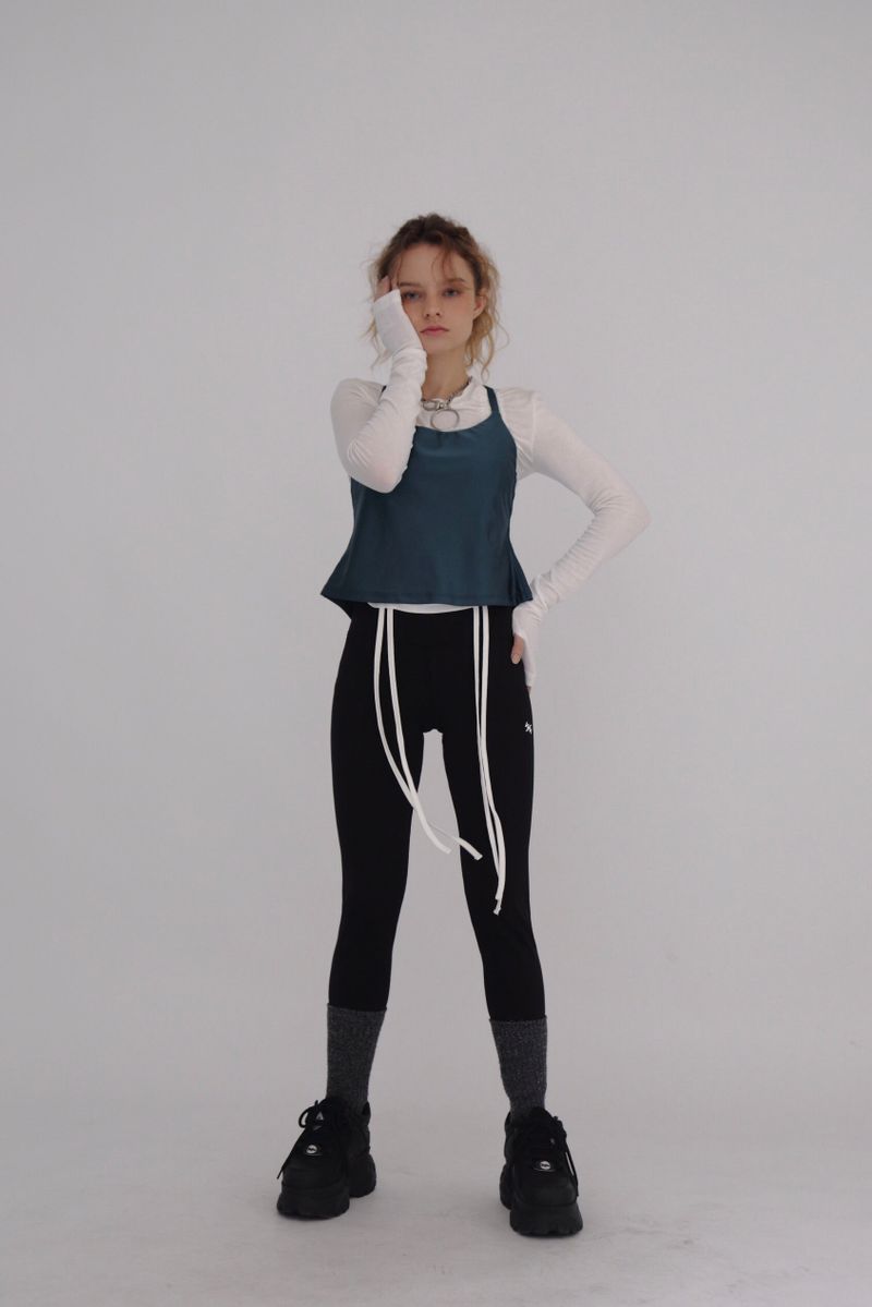 WIM(ダブリューアイエム)の「MODERN LEGGINGS- black(Pants)」