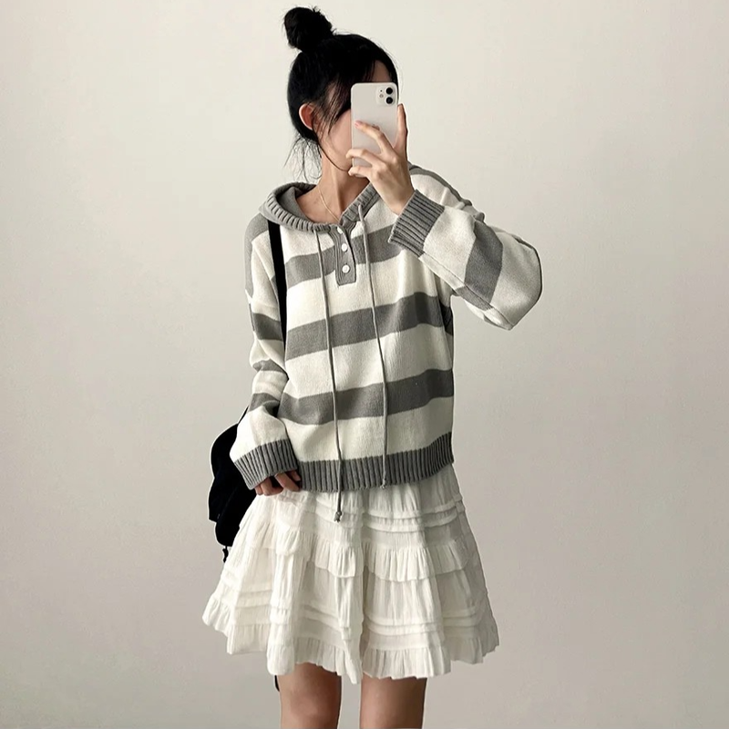 Ruffle Lace Miniskirt