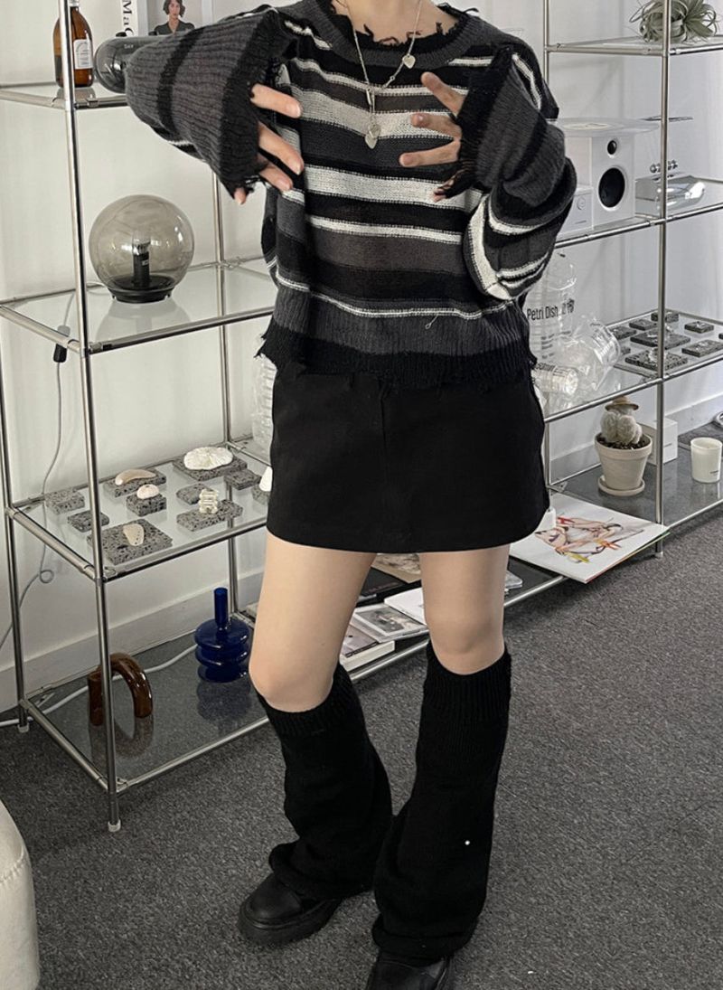 stripe grunge crop knit