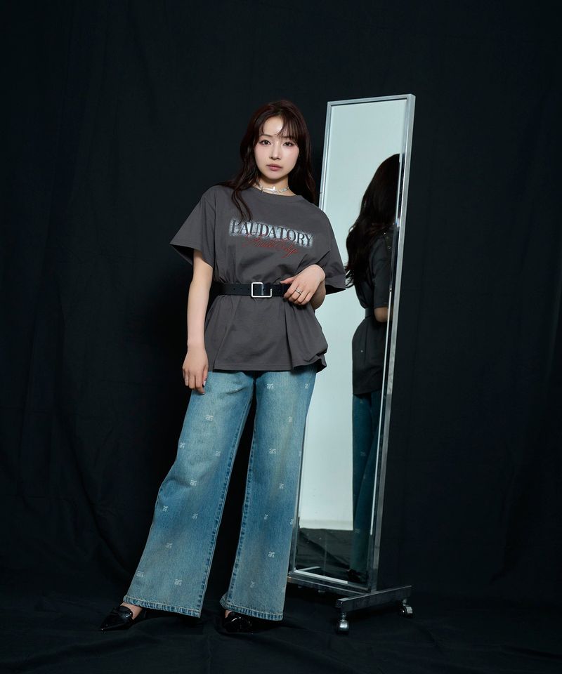 スプレープリントTシャツ