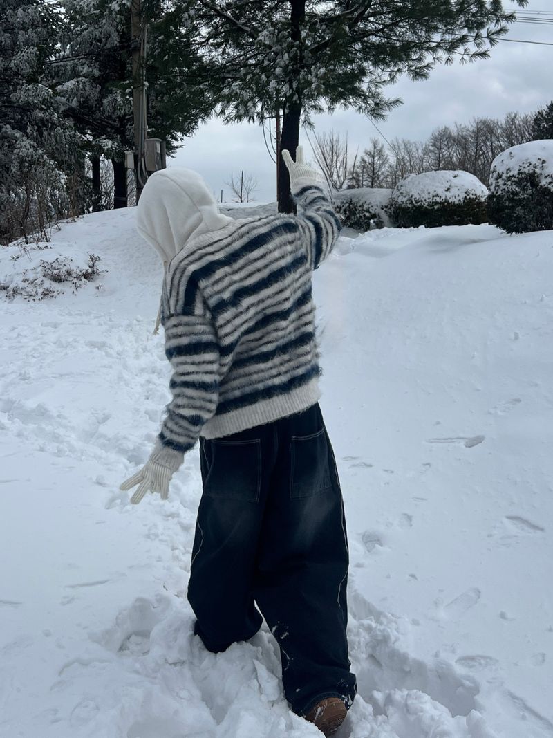 Outline Denim Balloon Pants