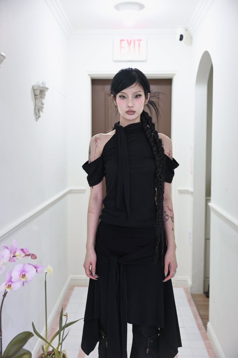 Halter open shoulder T (3color)