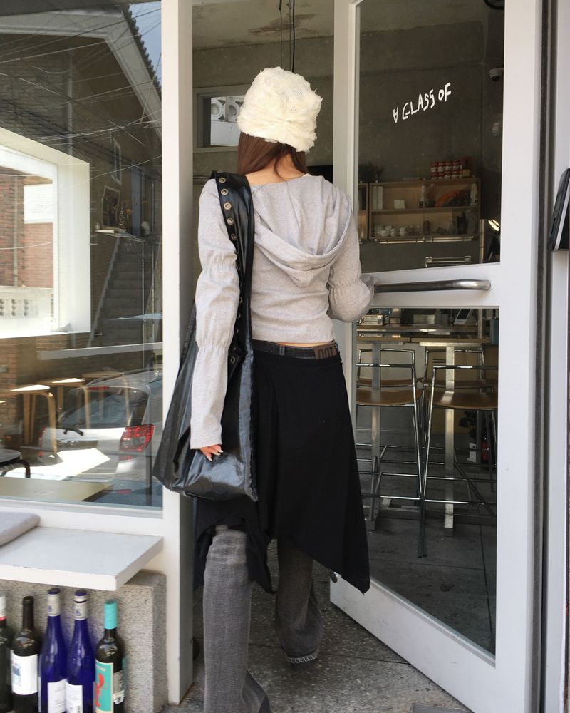 Betty low boots cut pants