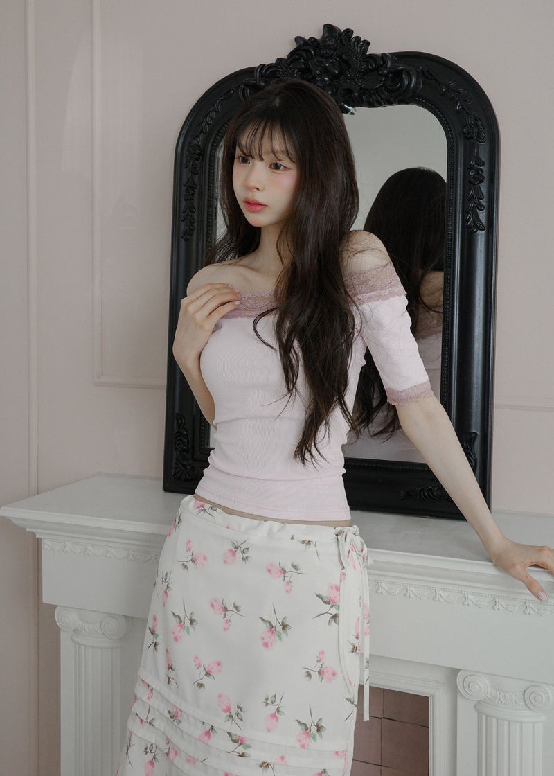 [MADE] Blair Lace Off-Shoulder Top