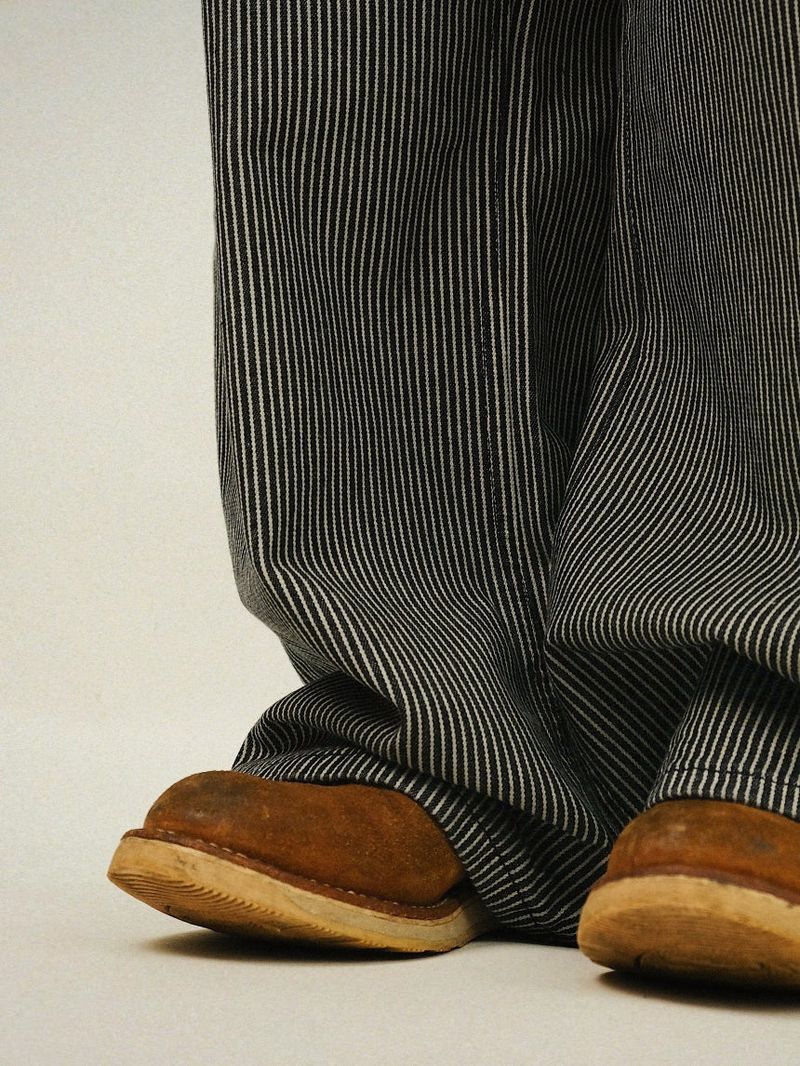 FF Stripe Curved Wide Pants