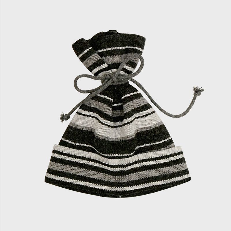 WOOR（ウール）の「TIE-UP STRIPE BEANIE (BLACK)（Hats）」