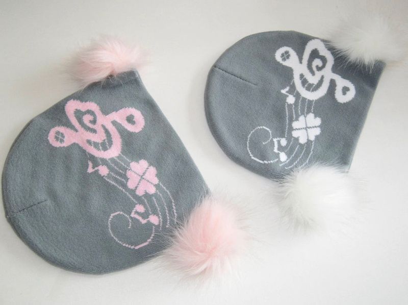 Angel plays note beanie (2color)