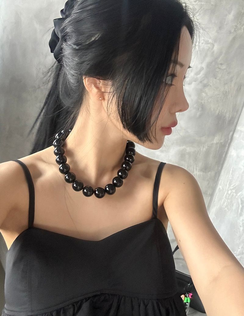 18 mm Black Pearl Ball Necklace
