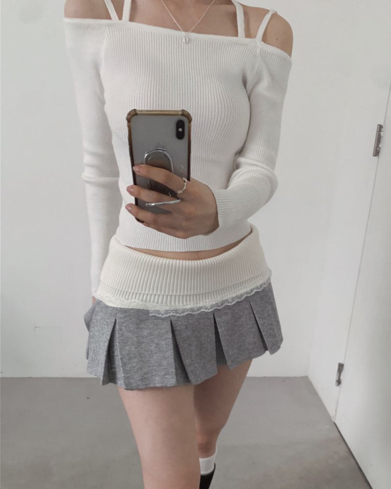 cloudemotion(クラウドエモーション)の「tiered strap tone-off glam NT(Tops)」