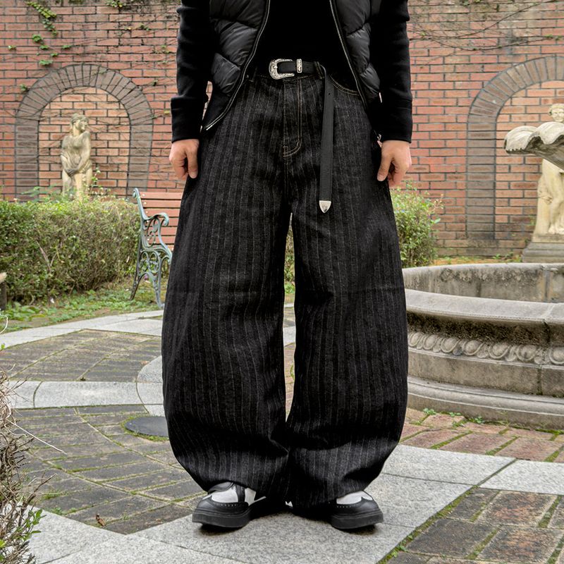 Herringbone Curved Denim Pants