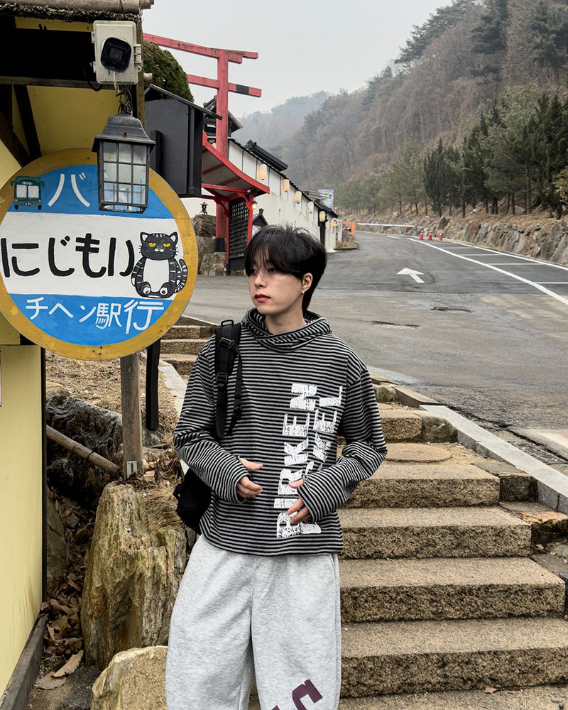 River Fingerhole Stripe Hoodie