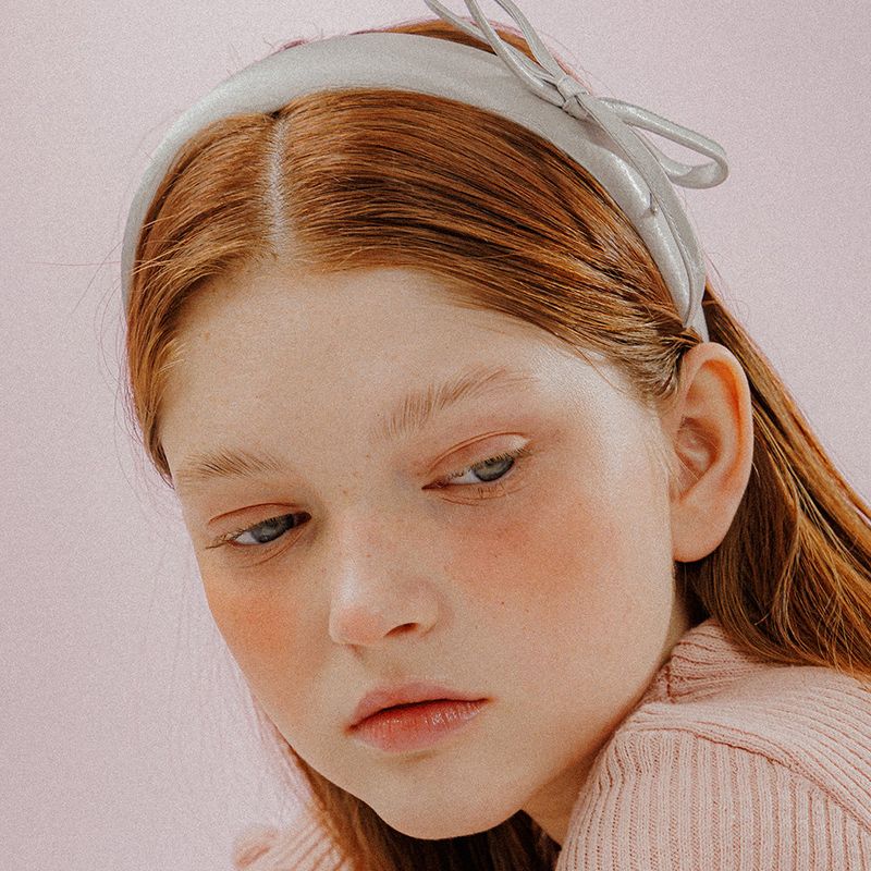 WIDE RIBBON SATIN HAIR BAND (LIGHT GRAY)