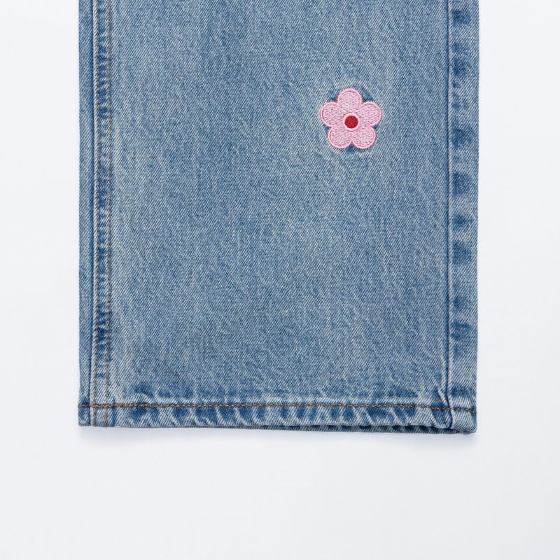 FLOWER EMBROIDERED LIGHT BLUE DENIM PANTS code 18103