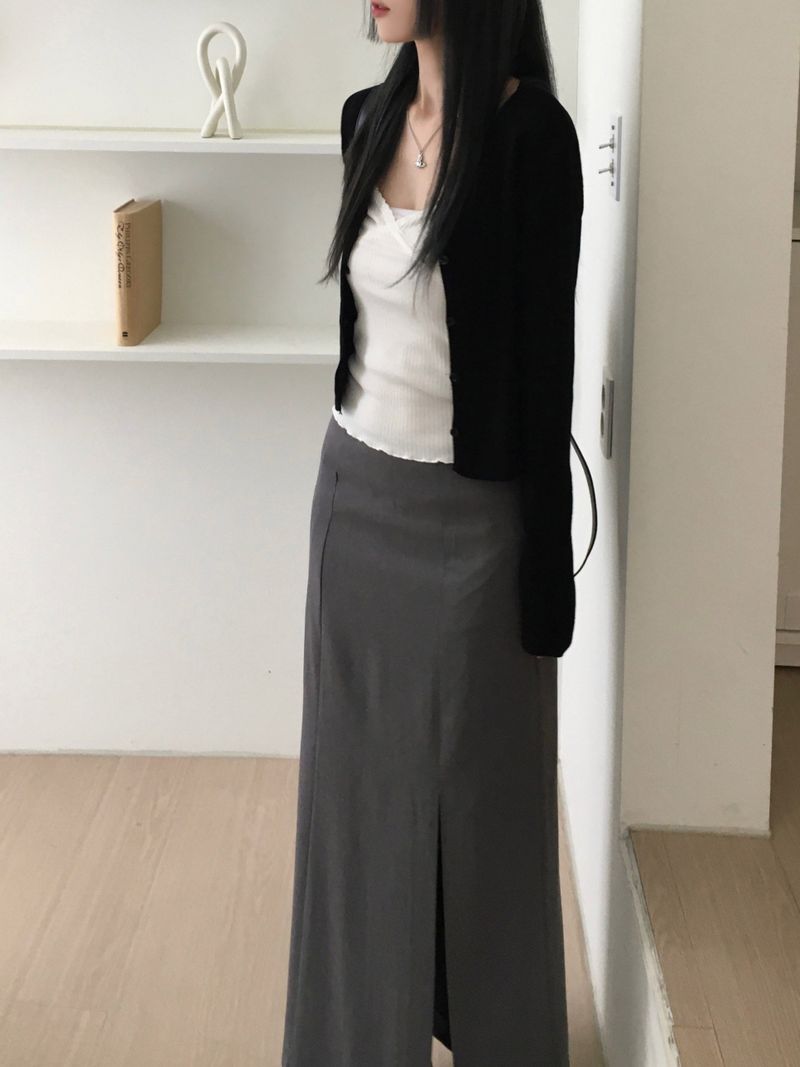 Lower Slit Long Skirt (2 colors)