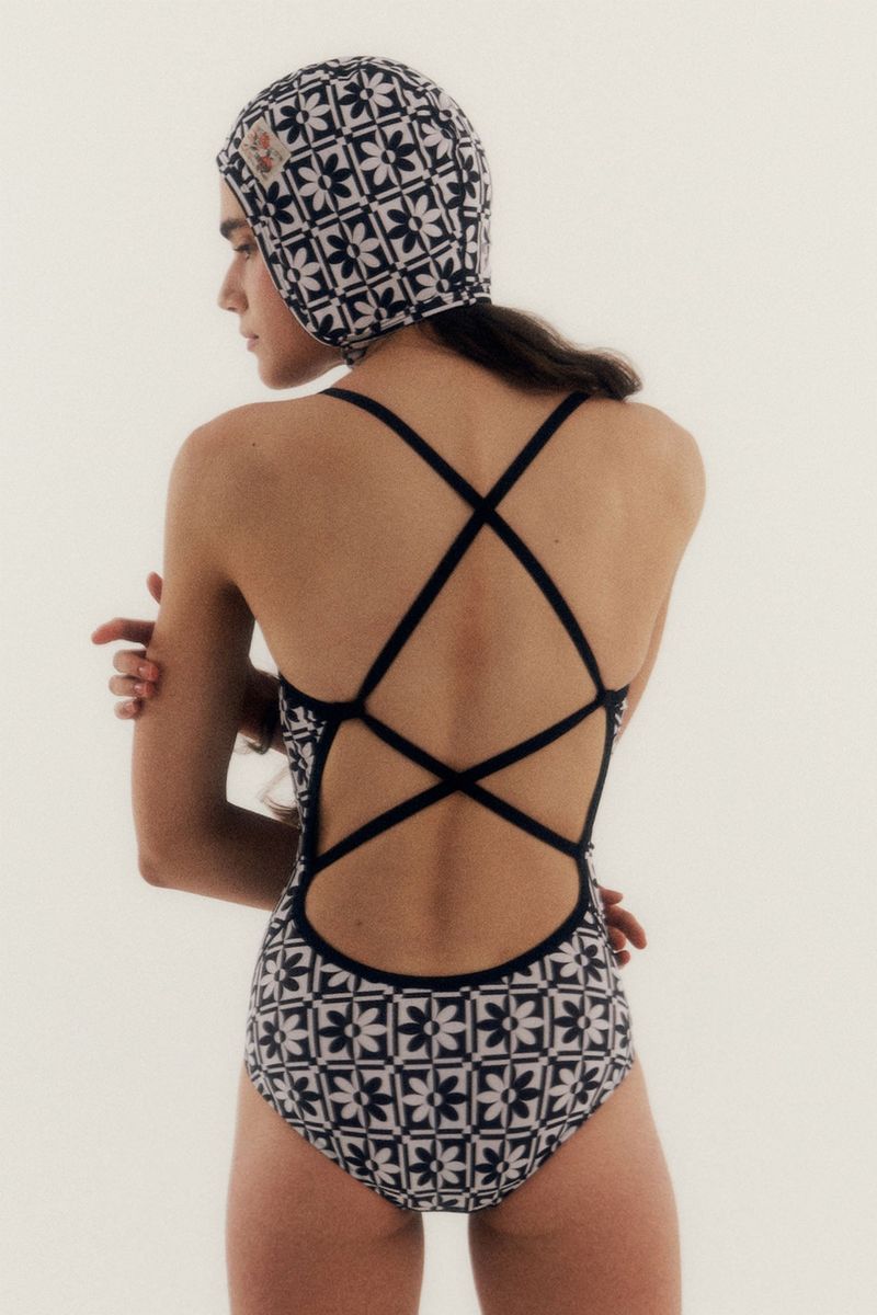 [Flower Pop] One Piece Swimsuit
