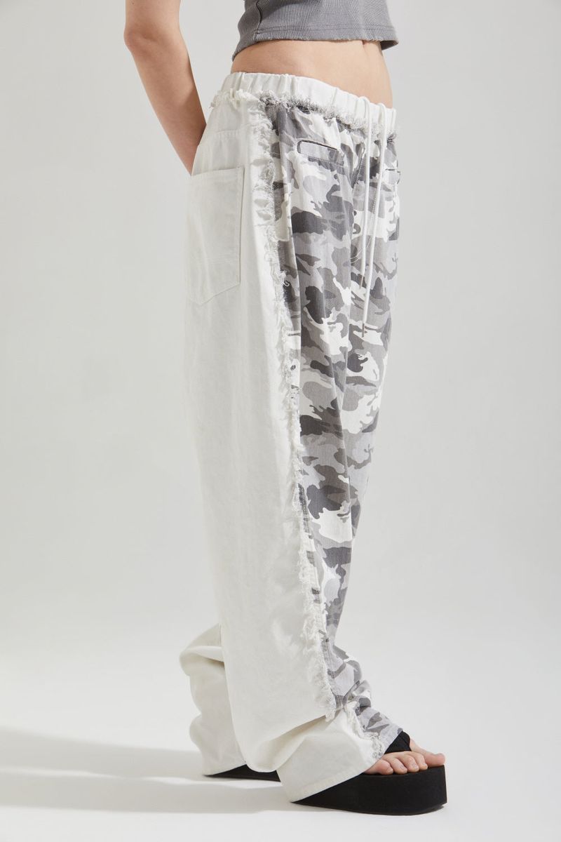 CAMO DENIM