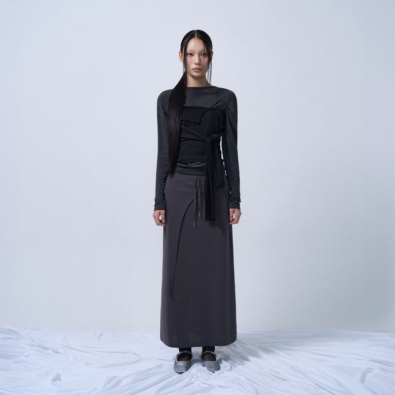 CUT-OUT MAXI LONG SKIRT (CHARCOAL)