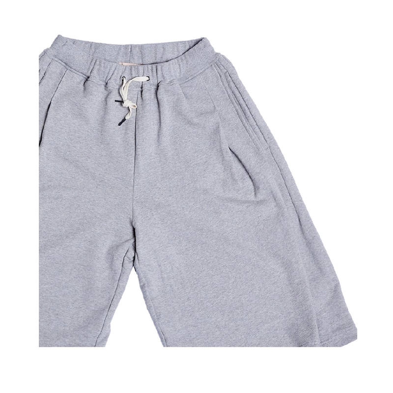 BERMUDA PLEATS WIDE SWEAT SHORTS_GRAY