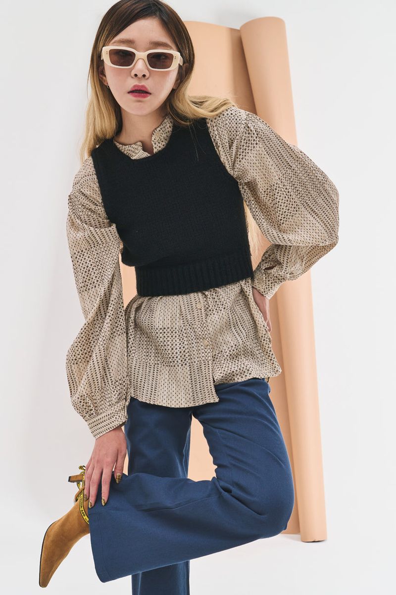 Back Point Knit Sleeveless (3 colors)