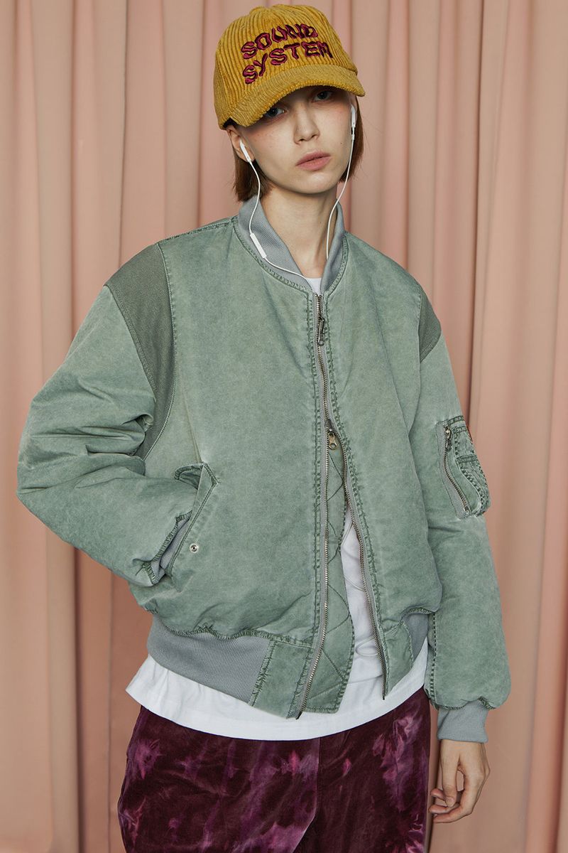 PIGMENT MA-1 JUMPER / KHAKI