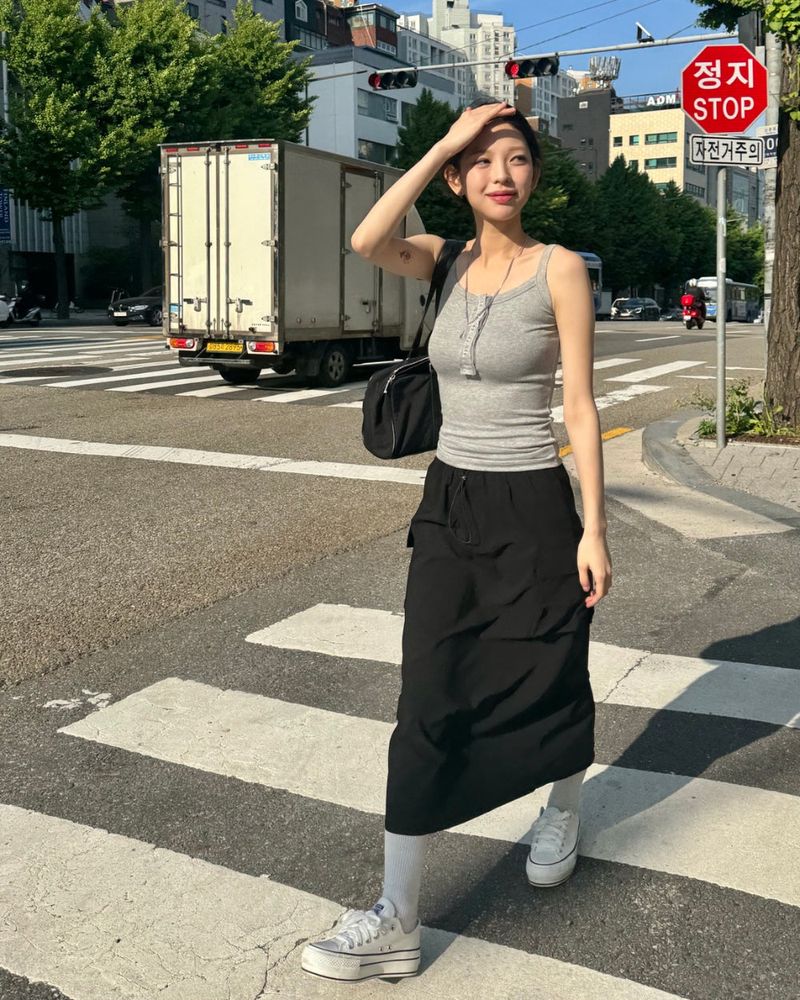 Lina sleeveless