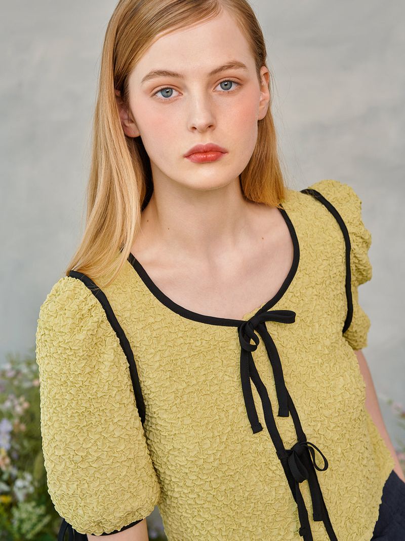 Wrinkle Ribbon Puff Blouse (2colors)