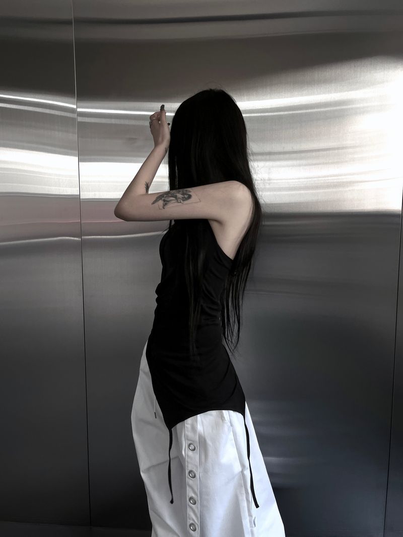 clean unbalanced strap sleeveless (2color)