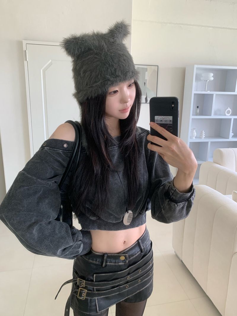 Meow Angora Cat's Tail Knit Beanie