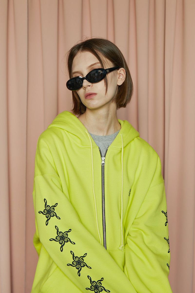 STAR ZIP-UP HOODIE / LIME YELLOW