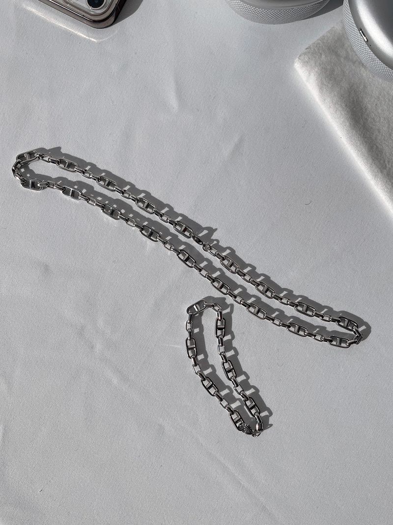 ASCLO Theta Necklace & Bracelet (Silver)