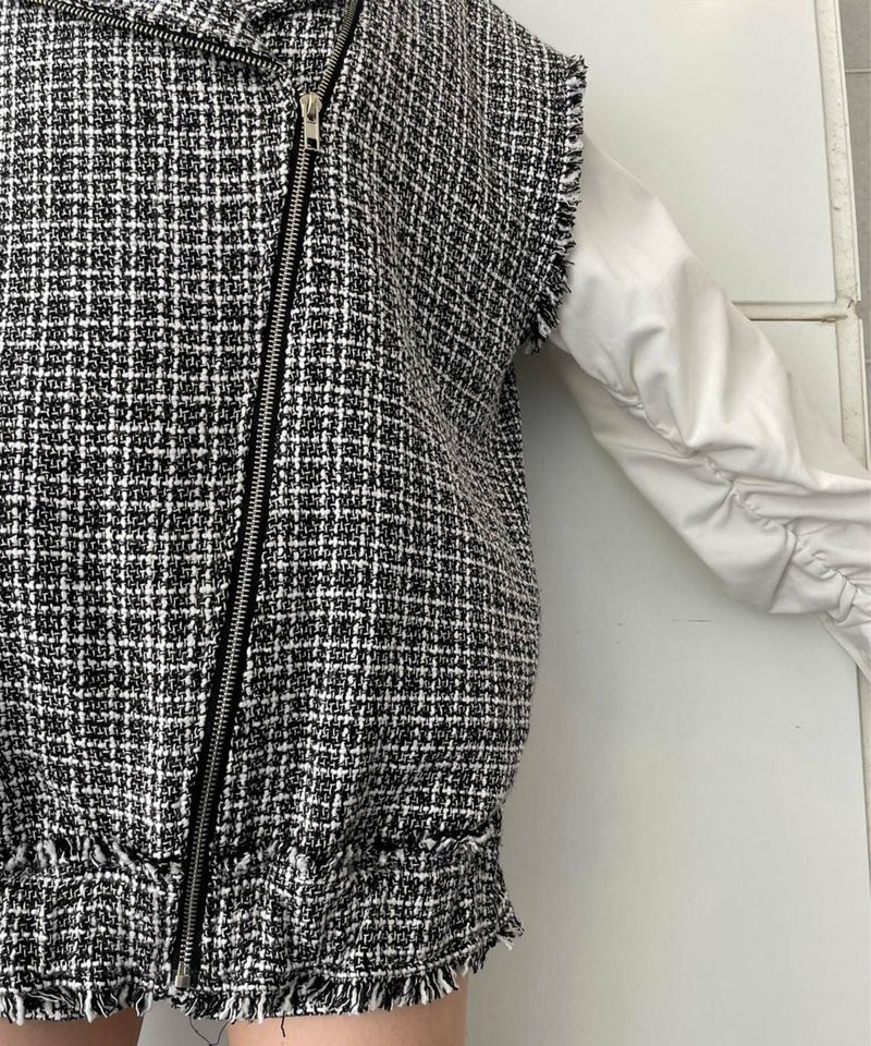 TWEED VEST