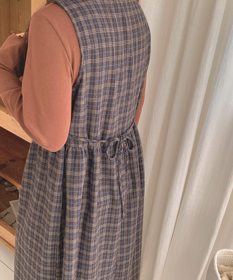 Brownie checkered bustier long skirt sleeveless autumn winter guest look date look 