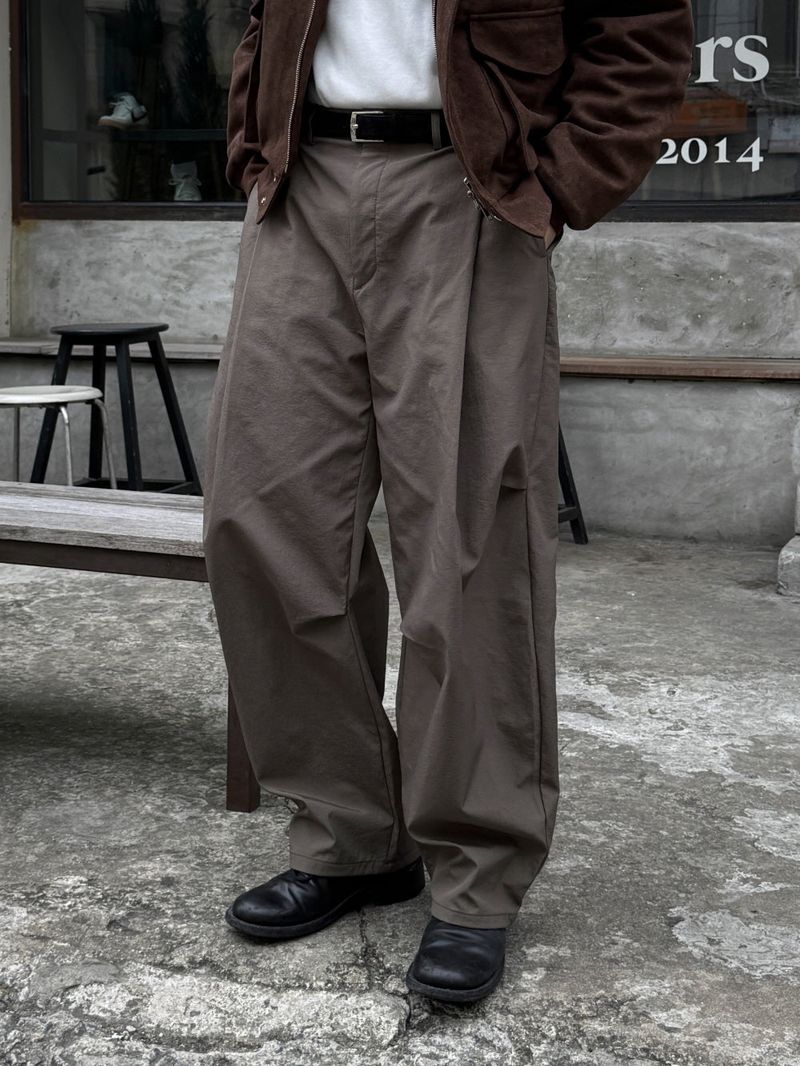 (fleece ver) Unbalanced pintuck curved pants
