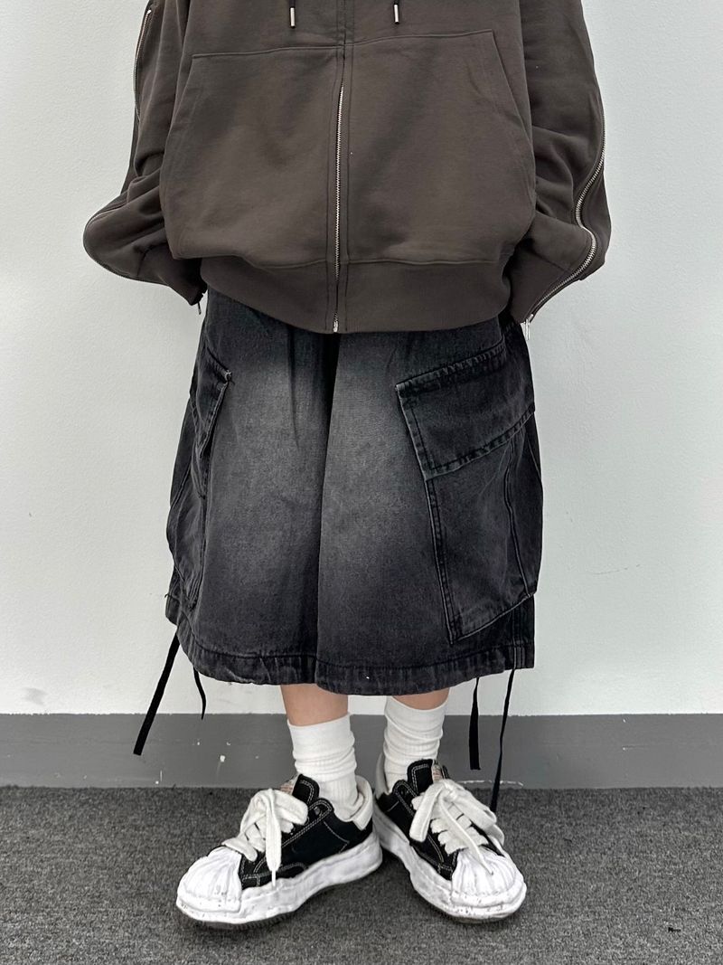 oblique cargo denim bermuda pants