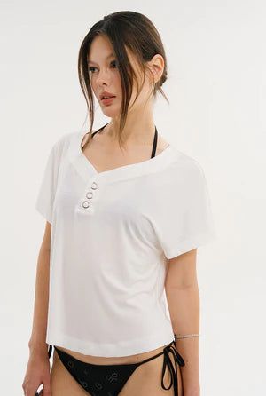Loose snap tee