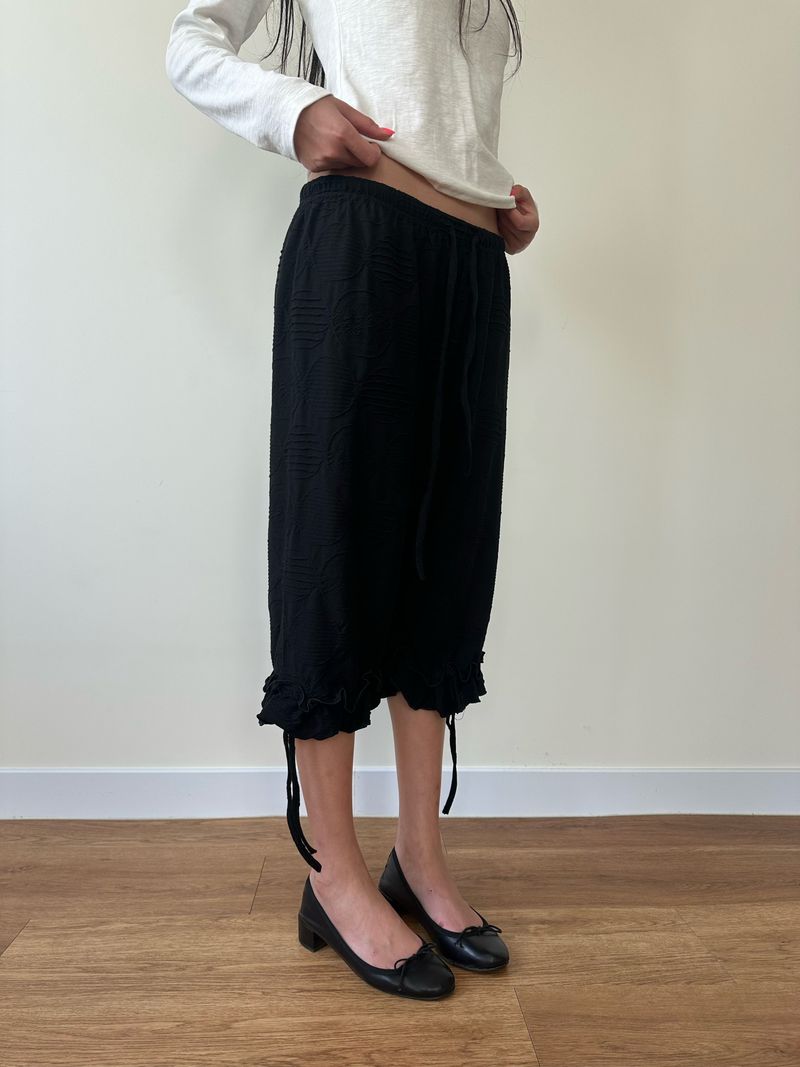 dot frill pants