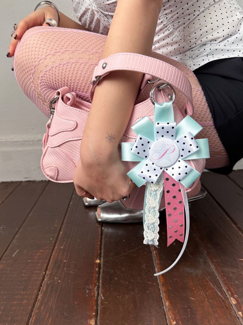 [MADE] ROSETTE MIRROR KEYRING (MINT)