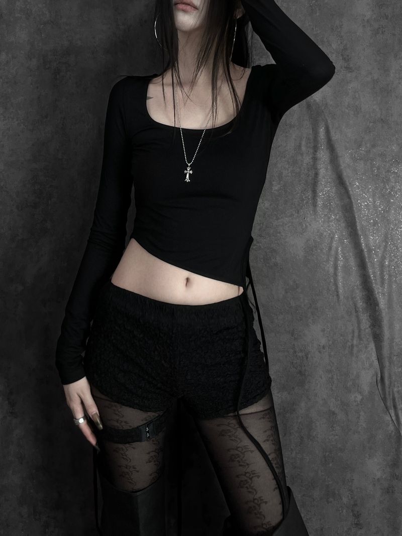 coin multi-strap crop T (2color)