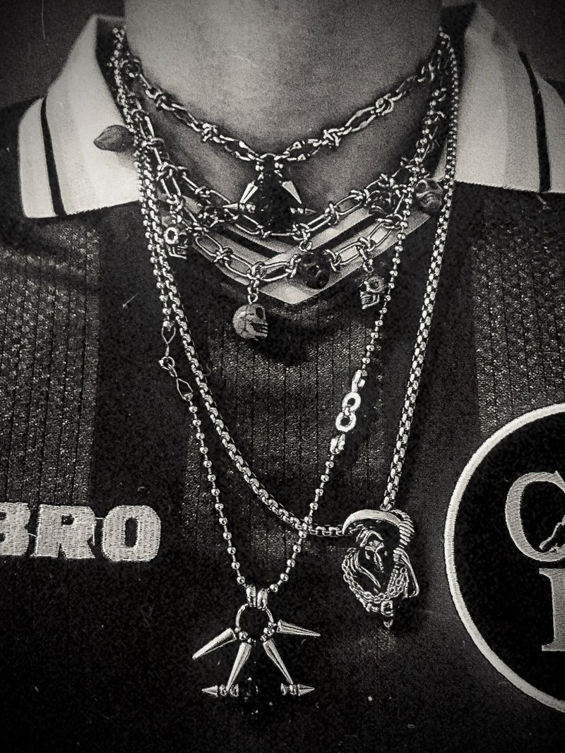 Horned Skull Long Necklace