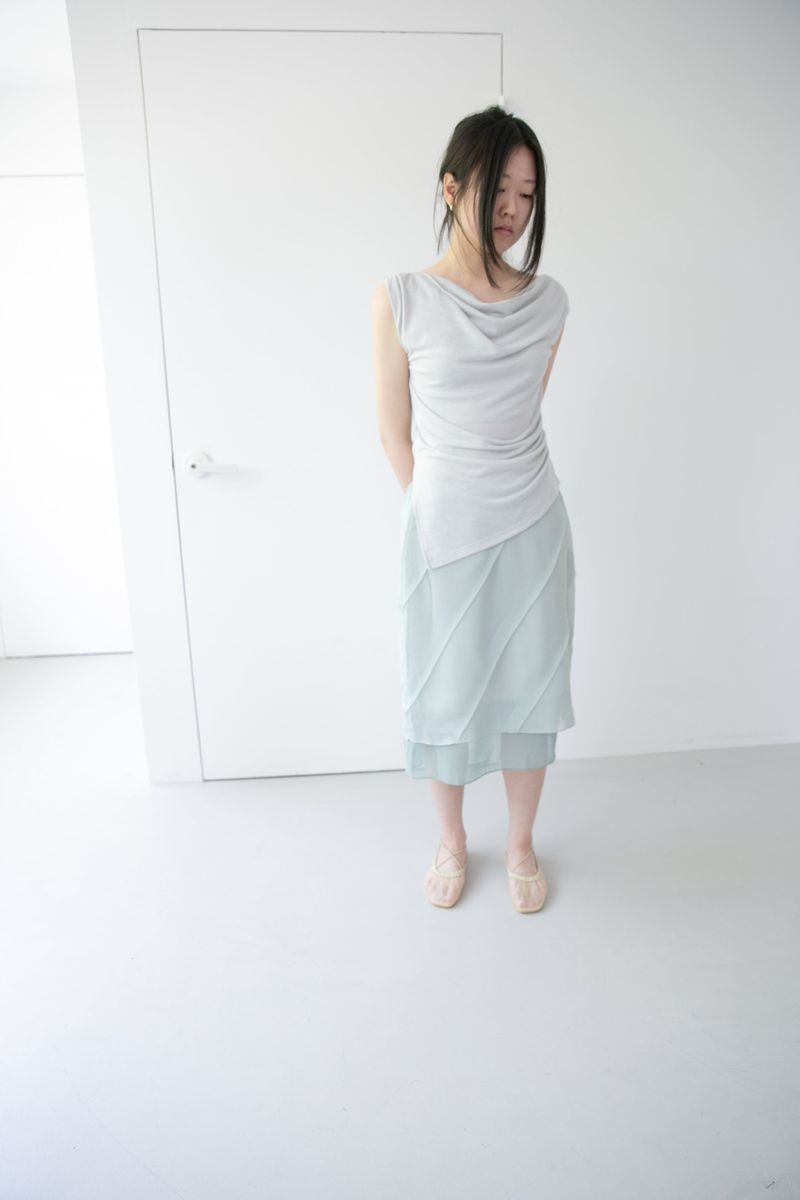 drape off-shoulder sleeveless top(3colors)