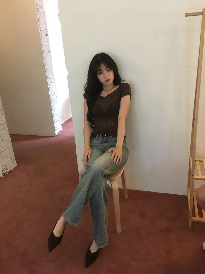 Valley Boat Neck Tee