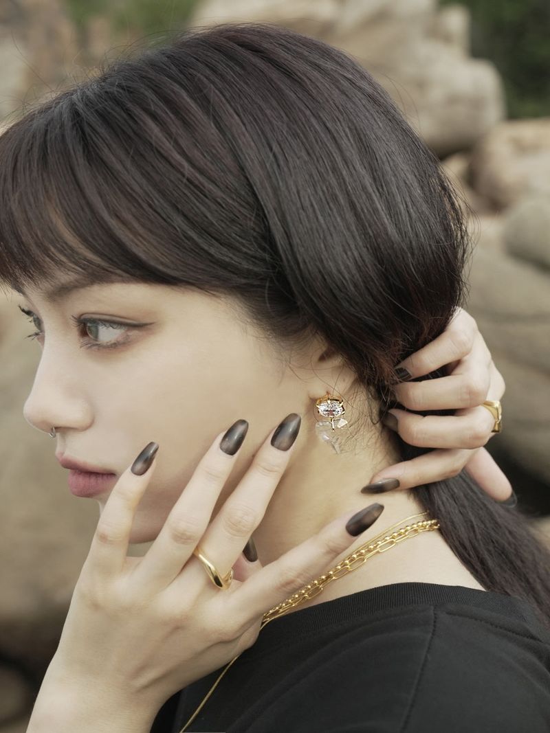 no.21 earring gold