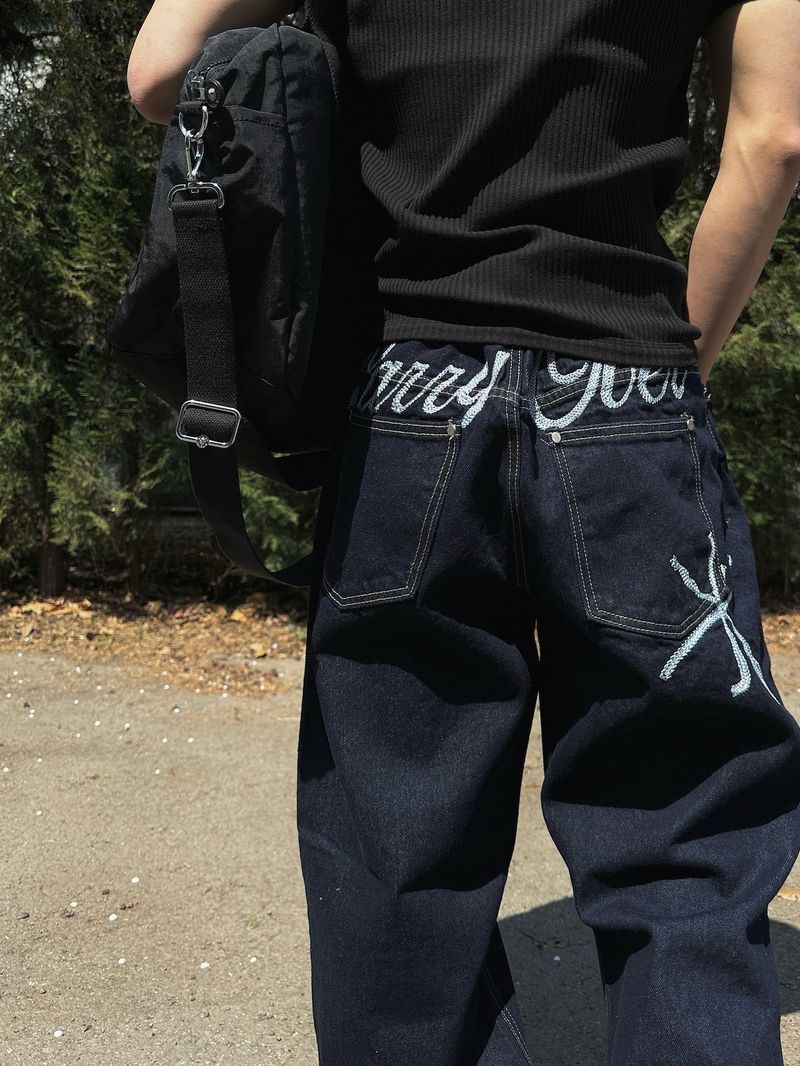 DISCERNMENT(ディサーンメント)の「Esther Lettering Denim Pants 3C(Pants)」