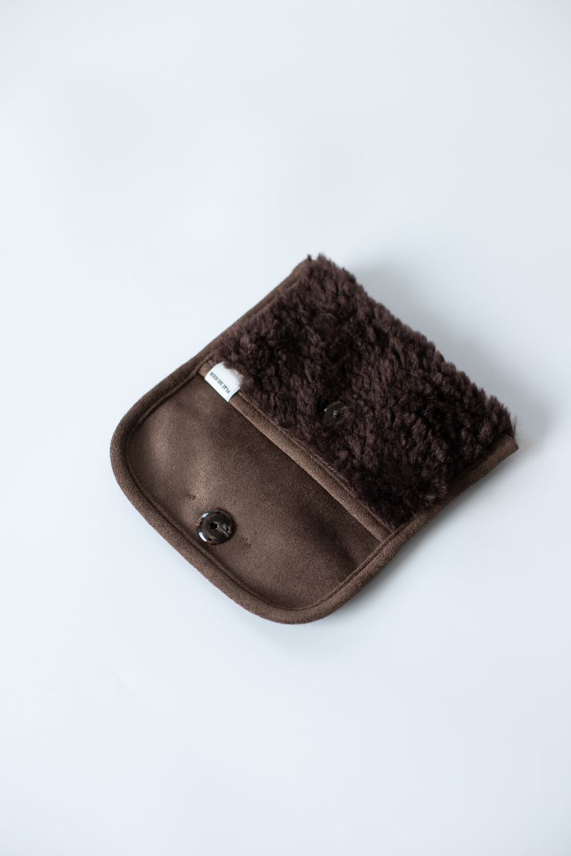 Boucle suede belt bag (Brown)