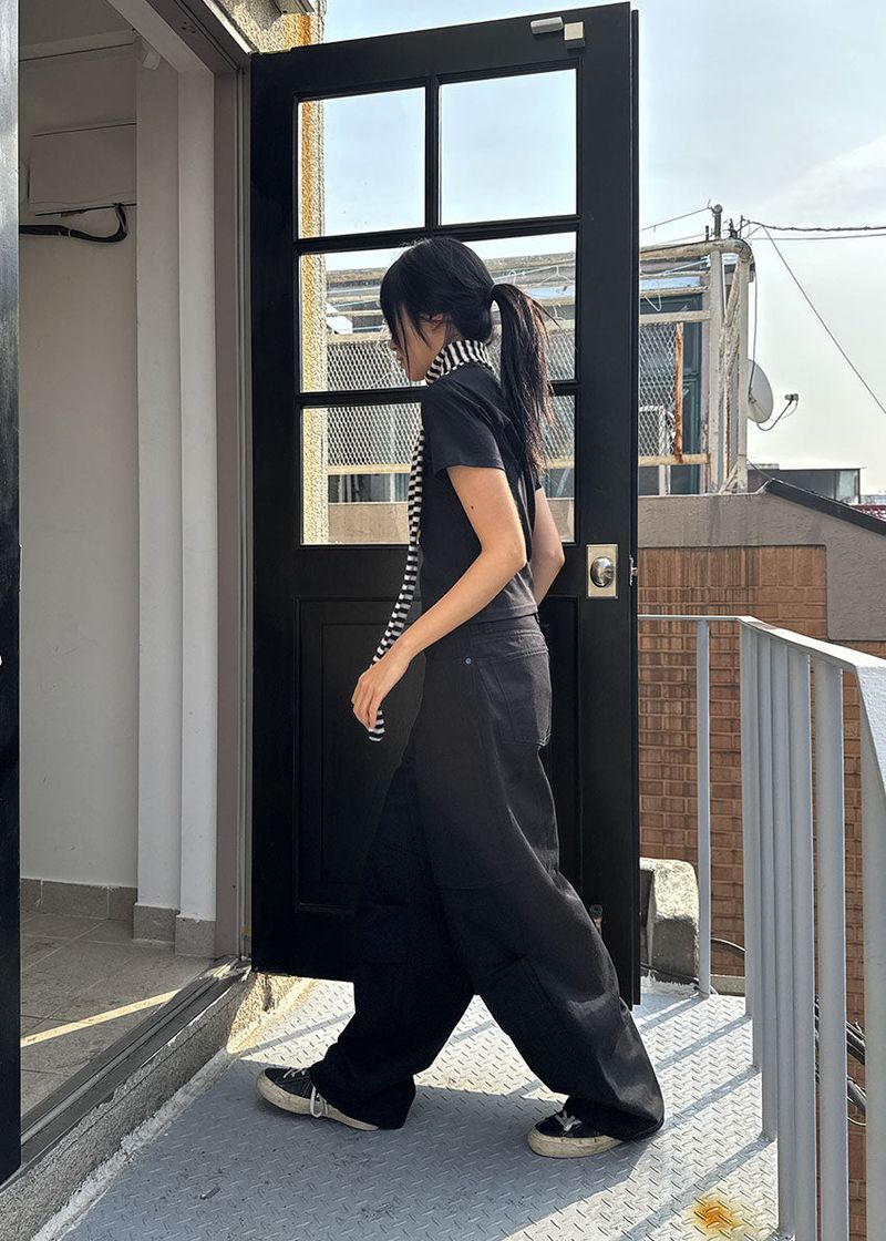 BLUE POINT BLACK PANTS