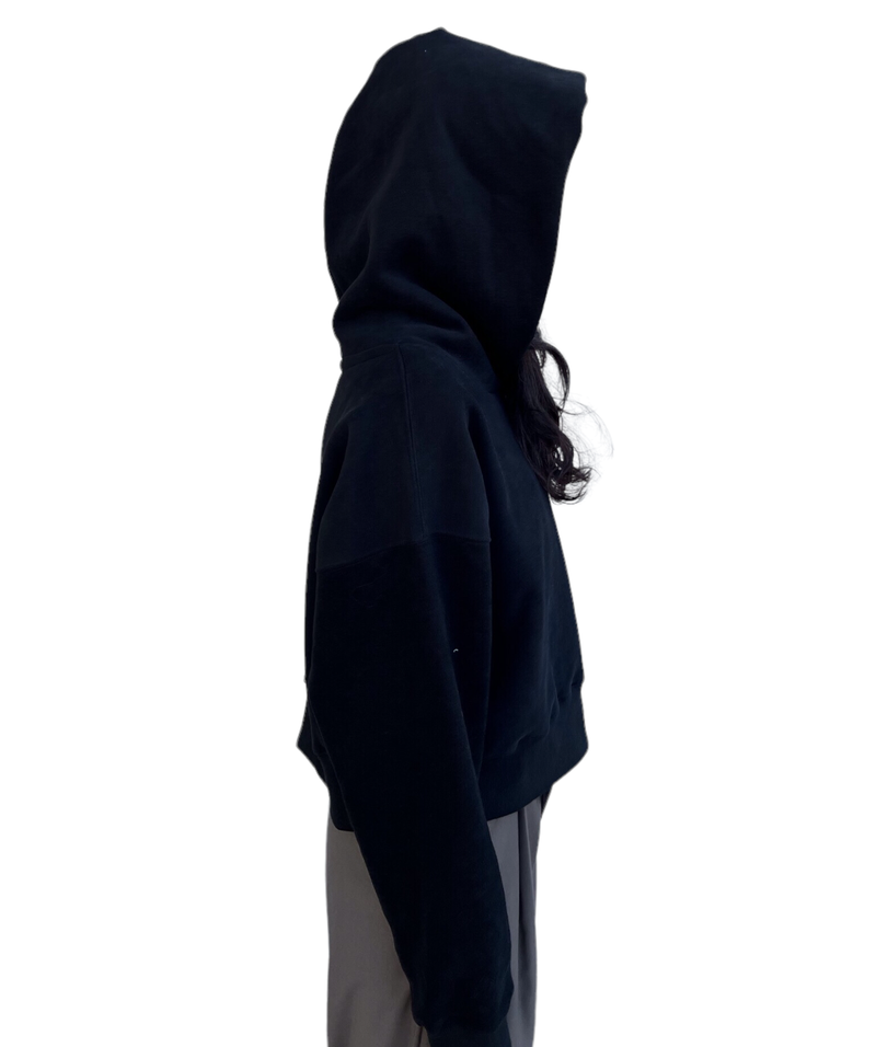 エンボスクロップドフーディー/Emboss Cropped Hoodie-BLACK
