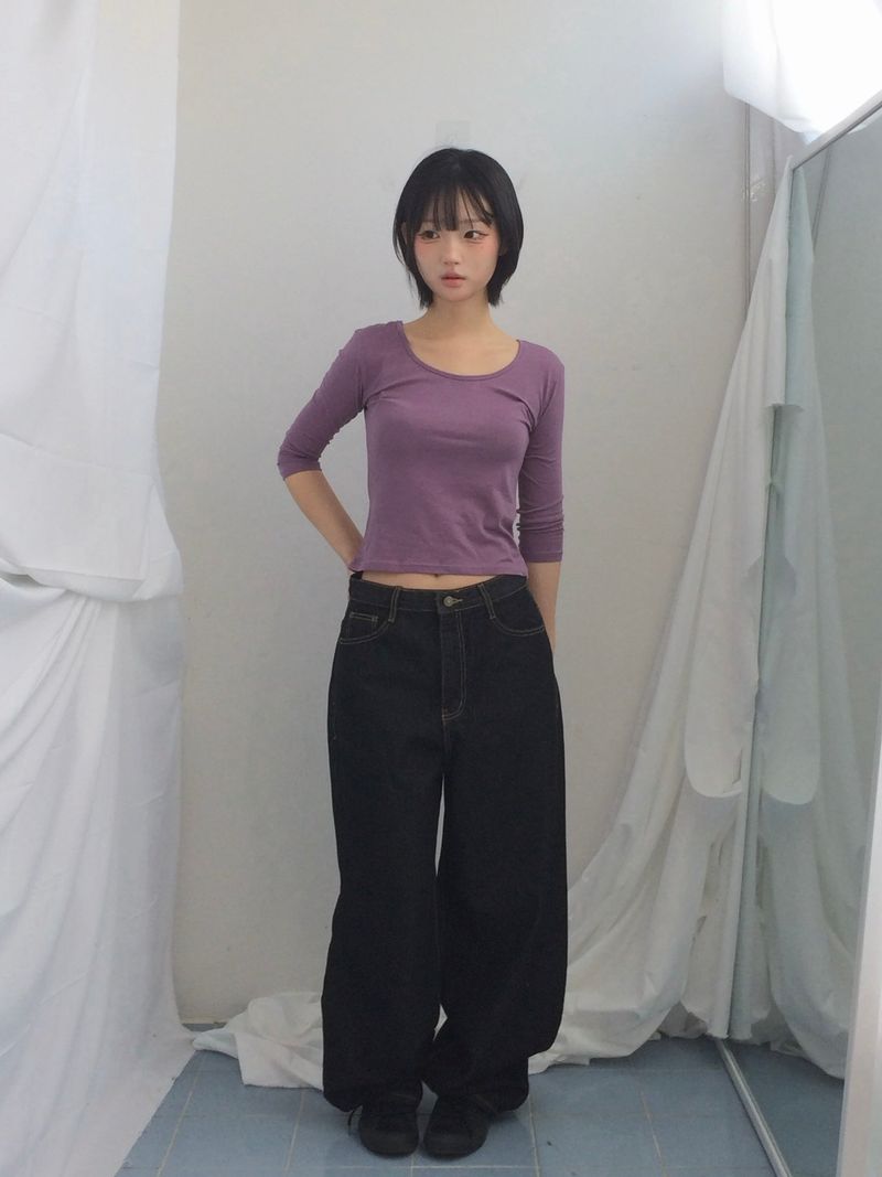 U-Neck Three-Quarter Slim Line Cotton Top