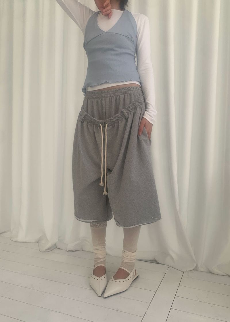 eon(イオエン)の「DOUBLE SAGGING BERMUDA PANTS(Pants)」